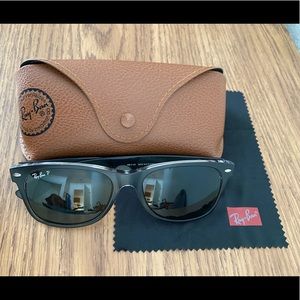 Ray Ban New Wayfarer RB2132 Polarized Sunglasses